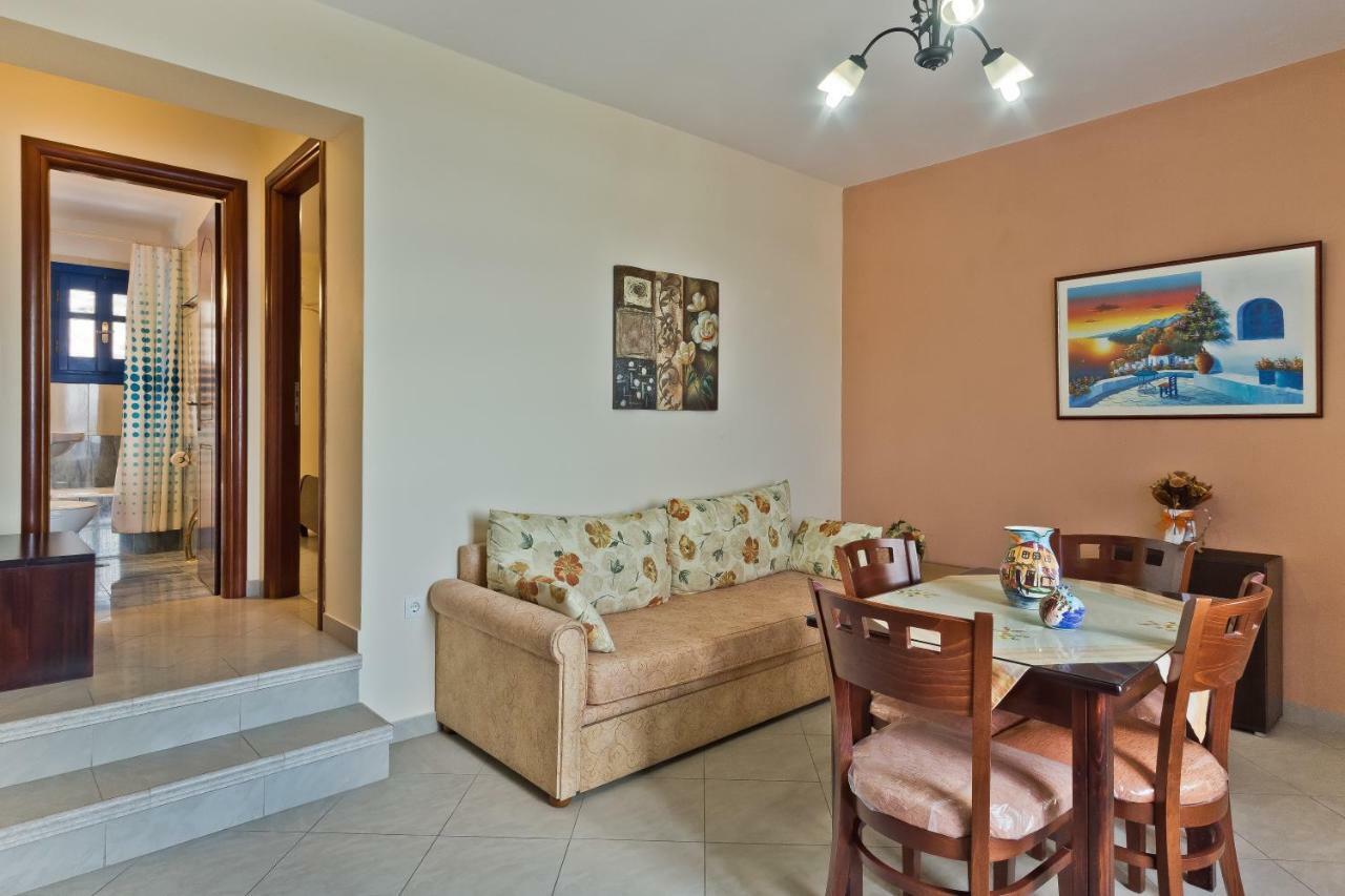 Alkioni Hotel Foiníkion Екстериор снимка